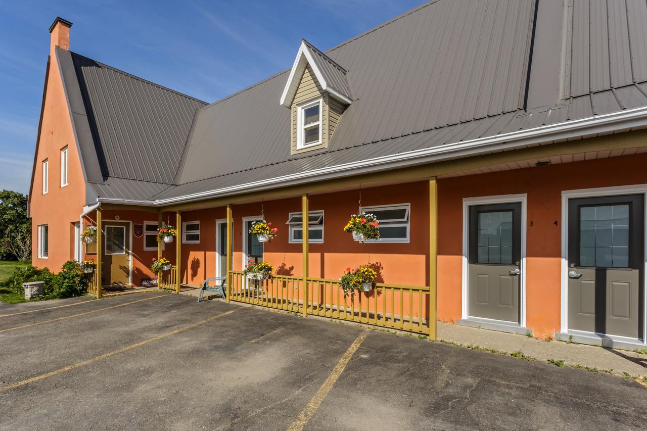 Auberge De L'Anse Riviere-du-Loup Exterior photo