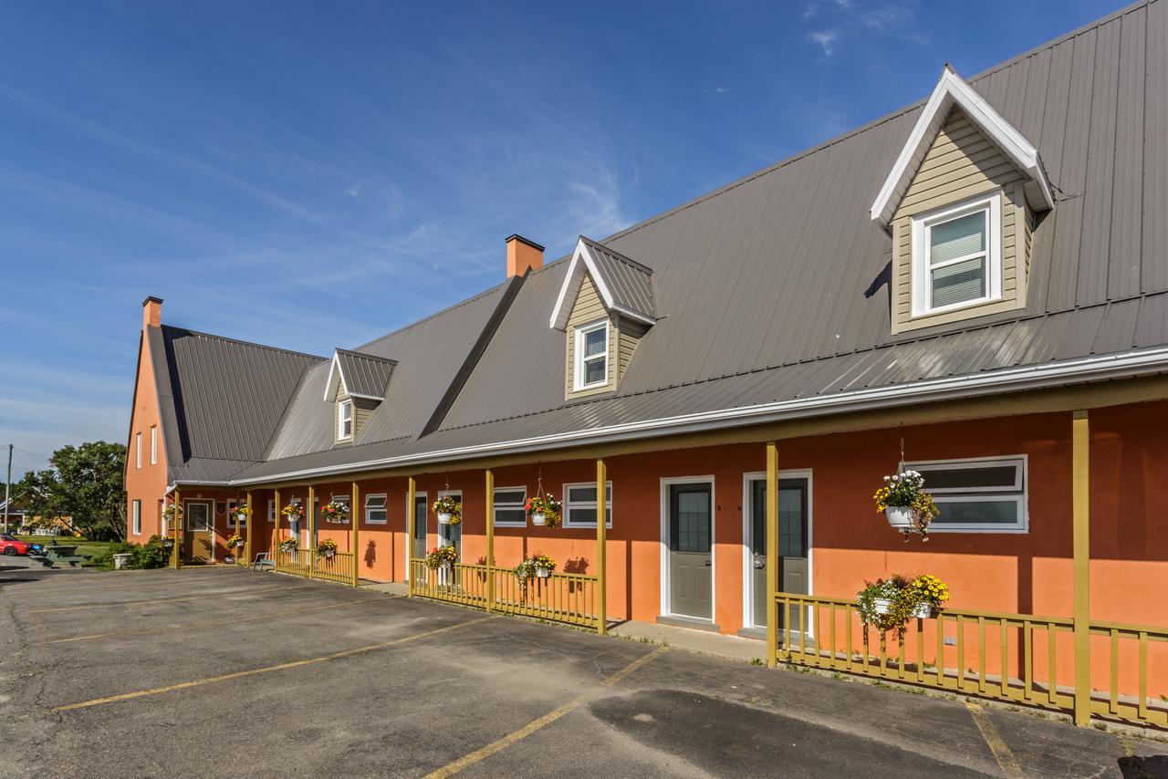 Auberge De L'Anse Riviere-du-Loup Exterior photo